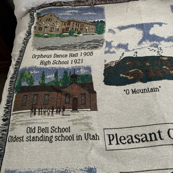 Pleasant Grove Utah  Historical Places Afghan Blanket Strawberry Days - Picture 6 of 9